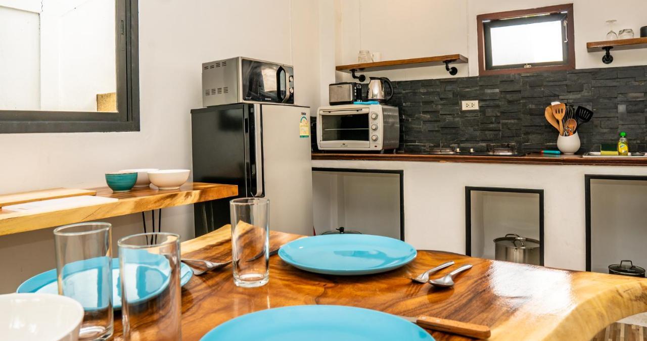 Aqua Suites Wok Tum Buitenkant foto