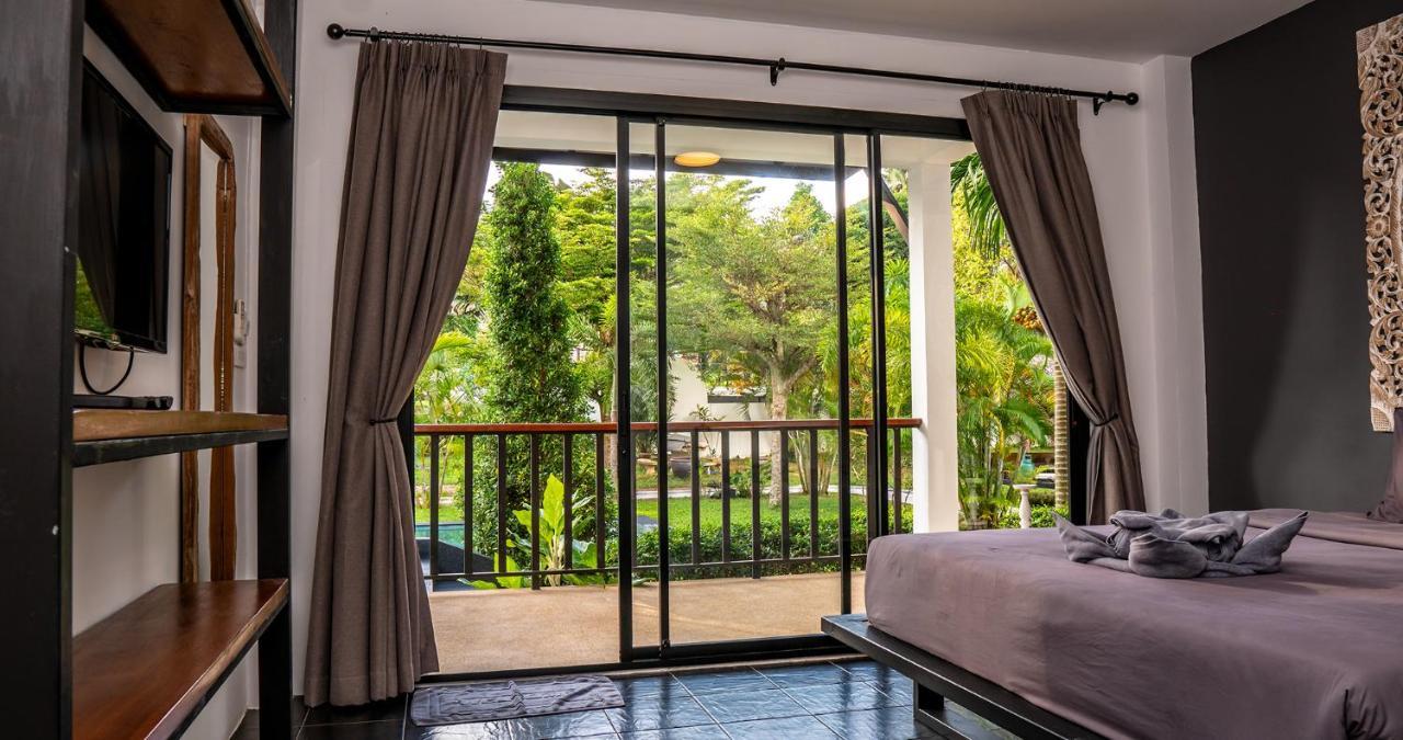 Aqua Suites Wok Tum Buitenkant foto