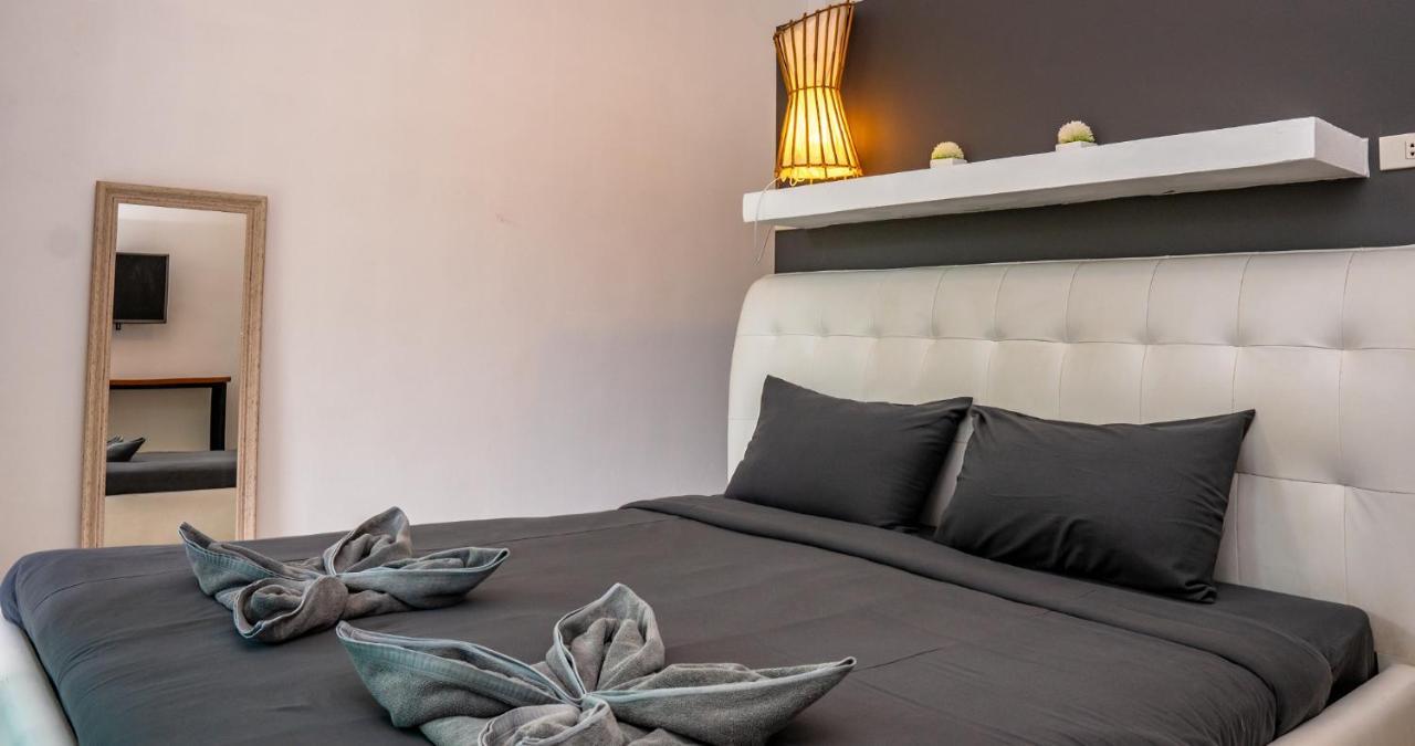Aqua Suites Wok Tum Buitenkant foto