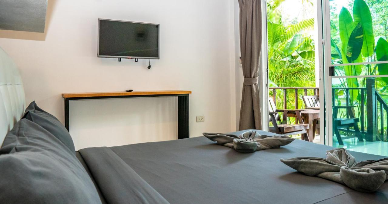 Aqua Suites Wok Tum Buitenkant foto