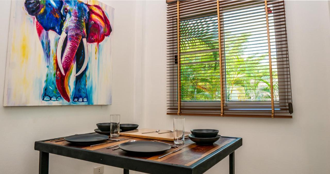 Aqua Suites Wok Tum Buitenkant foto