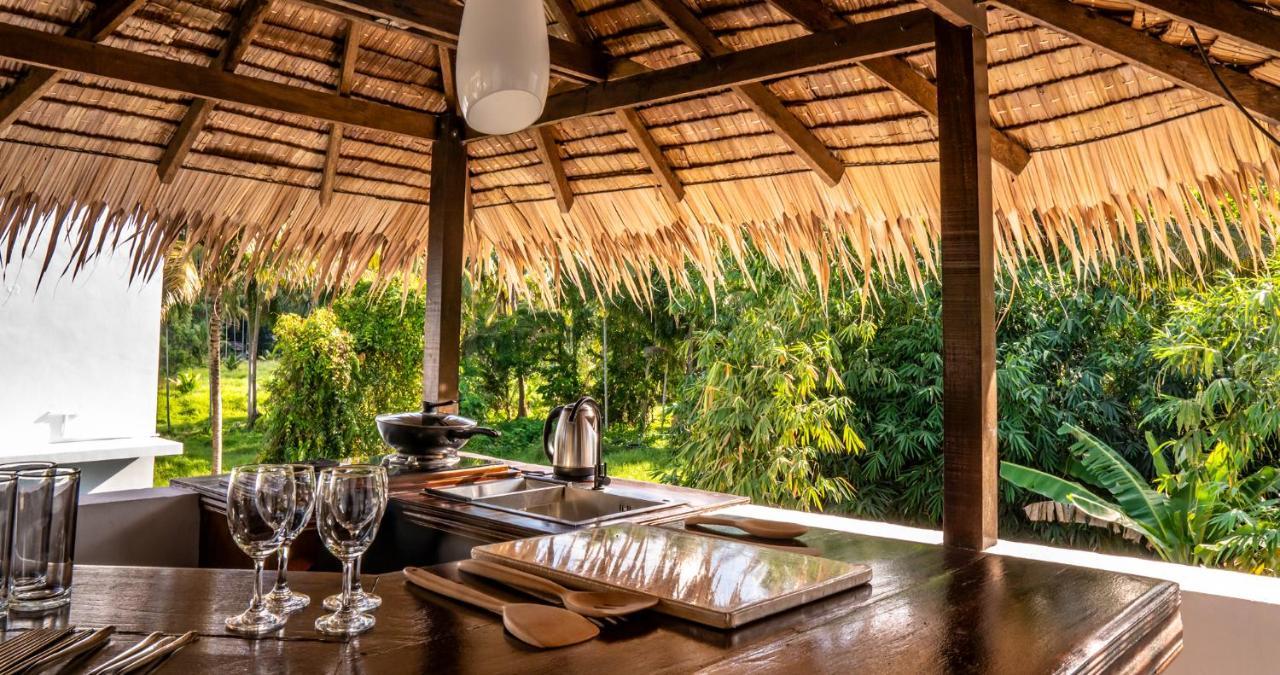 Aqua Suites Wok Tum Buitenkant foto